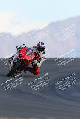 media/Oct-03-2022-Moto Forza (Mon) [[5f077a3730]]/Advanced Group/Session 5 (Turn 12)/